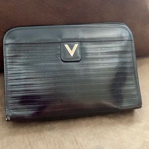 Mario Valentino Clutch